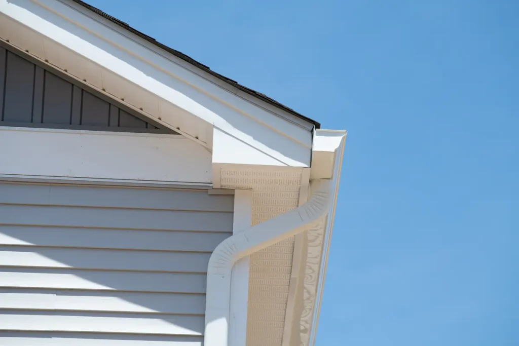 slight roof overhang