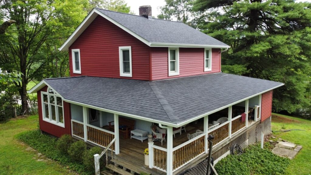 energy efficient roofing Mccormick project grey shingles small country house